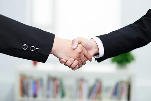 秉持着“专注立异，，，，，，，专心折务”的理念，，，，，，，威客电竞一直把每一个客户看成是公司的VIP